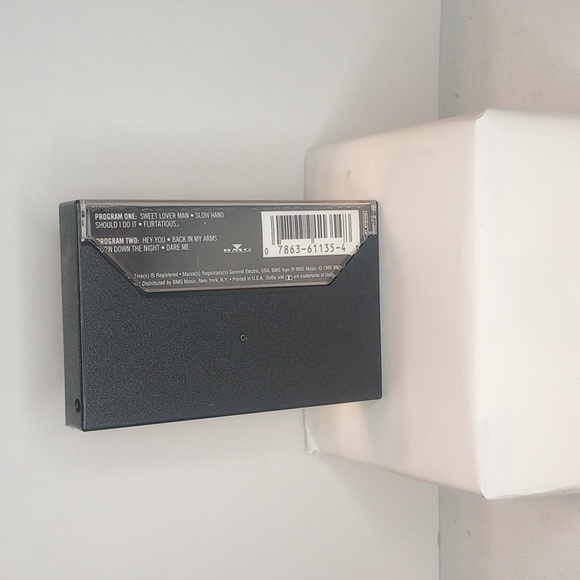 The pointer sisters sweet and so full vintage cassette tape 1981 planet records - Picture 2 of 9